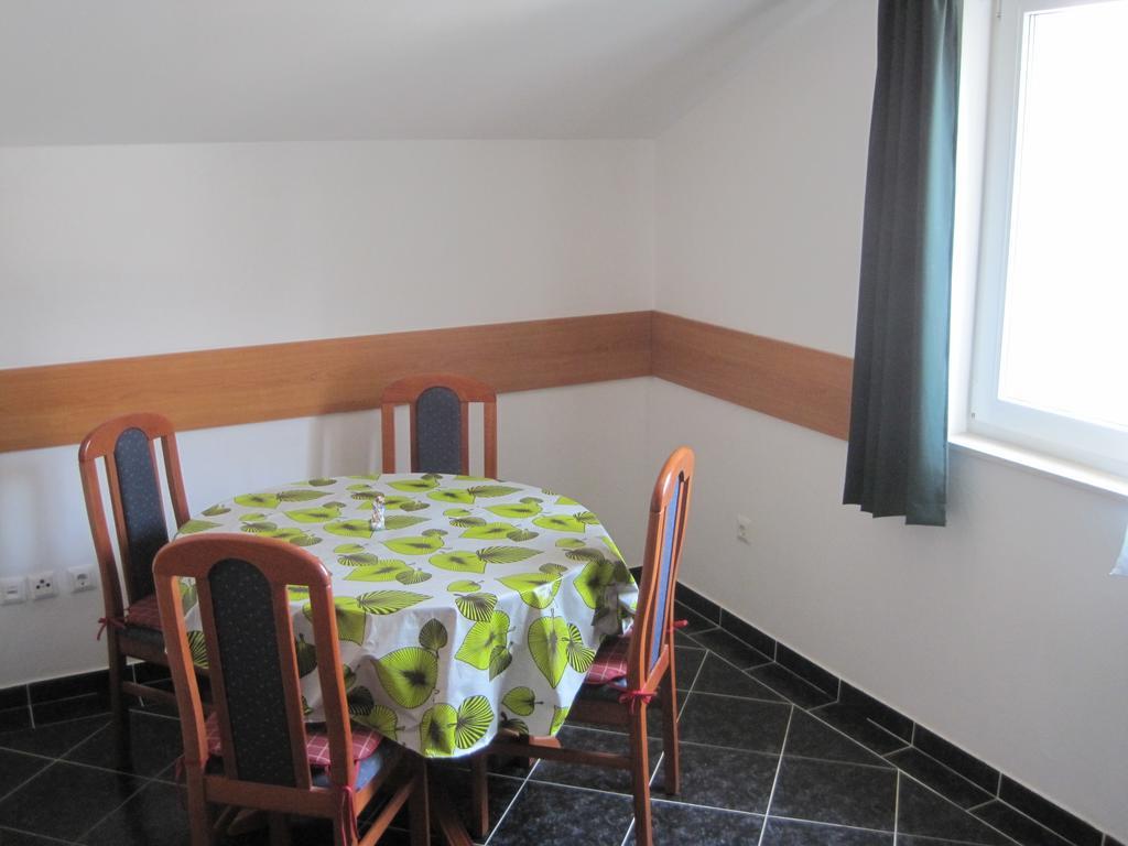 Villa Obad Guest House ネウム エクステリア 写真